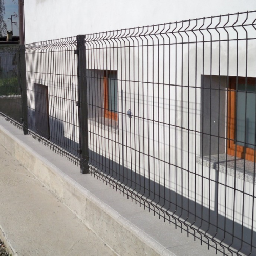Welded Wire Fence Installation in Etobicoke Ontario
